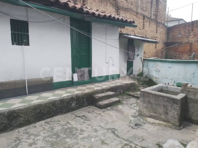 Casa de 7 alcobas en venta en Egipto, Bogotá, 250 m² · foto 11 de 16