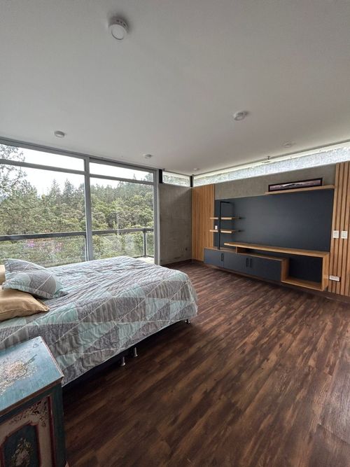 Casa de 4 alcobas en venta en Loma Del Escobero, Envigado · foto 14 de 19