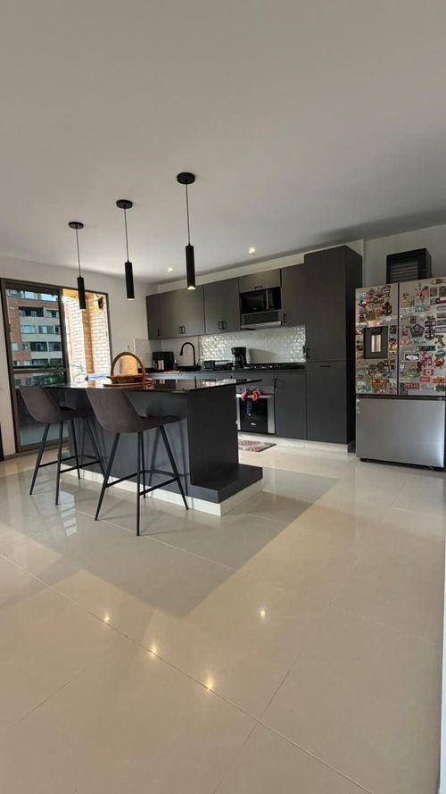 Apartamento de 5 alcobas en venta en Vegas De La Doctora, Sabaneta, 236 m² · foto 3 de 24