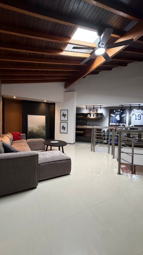 Apartamento de 5 alcobas en venta en Vegas De La Doctora, Sabaneta, 236 m² · foto 8 de 24