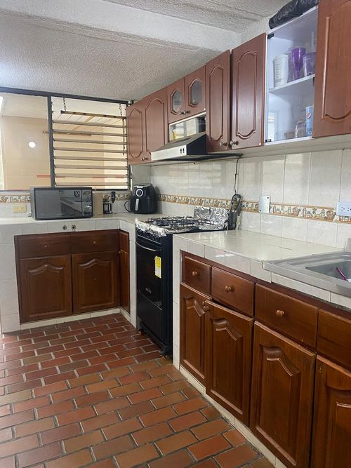 Casa de 5 alcobas en venta en Los Andes B - La Riviera, Cali, 180 m² · foto 4 de 19