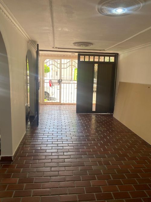 Casa de 5 alcobas en venta en Los Andes B - La Riviera, Cali, 180 m² · foto 8 de 19