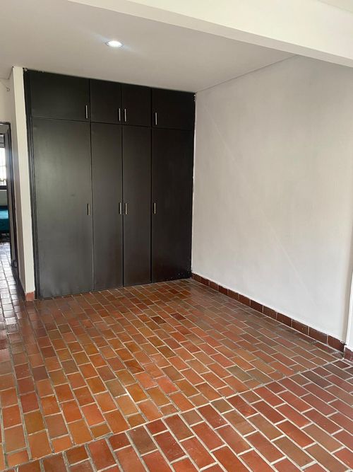 Casa de 5 alcobas en venta en Los Andes B - La Riviera, Cali, 180 m² · foto 15 de 19