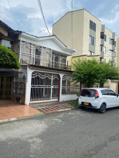 Casa de 5 alcobas en venta en Los Andes B - La Riviera, Cali, 180 m² · foto 19 de 19