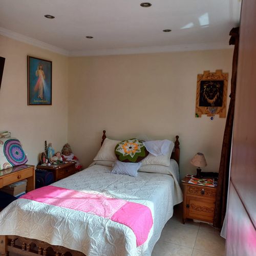 Casa de 10 alcobas en venta en Mandalay, Bogotá, 504 m² · foto 4 de 24