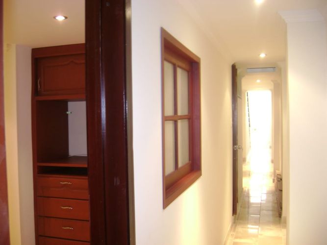 Casa de 10 alcobas en venta en Mandalay, Bogotá, 504 m² · foto 5 de 24