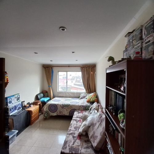 Casa de 10 alcobas en venta en Mandalay, Bogotá, 504 m² · foto 6 de 24