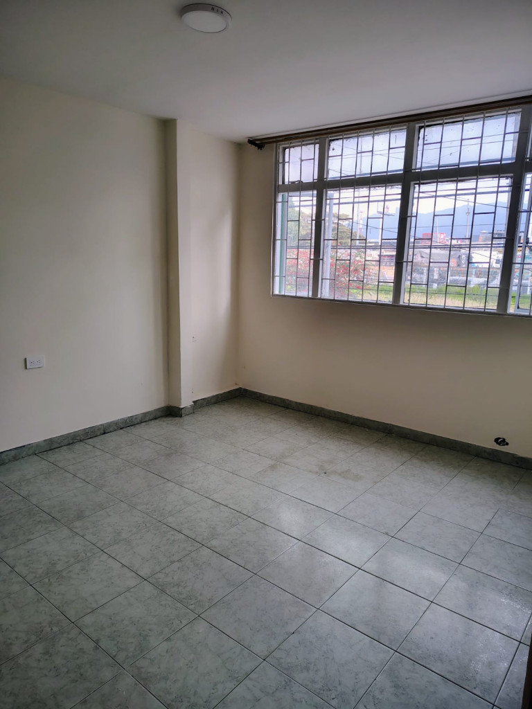 Casa en venta en La Estrada, Bogotá · foto 3 de 14