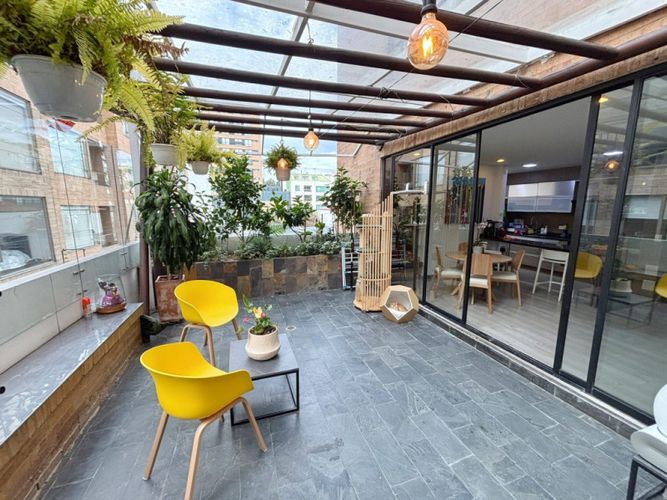 Apartamento de 2 alcobas en venta en Chico, Bogotá, 82 m² · foto 7 de 16