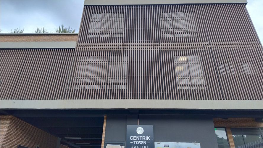 Apartamento en venta en Carlos Lleras Restrepo Manzana C, Bogotá · foto 3 de 13