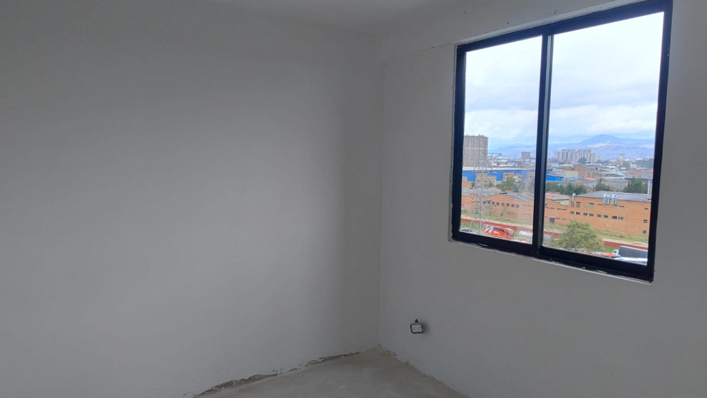Apartamento en venta en Carlos Lleras Restrepo Manzana C, Bogotá · foto 4 de 13