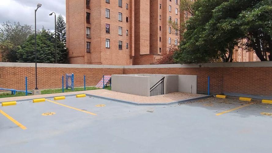 Apartamento en venta en Carlos Lleras Restrepo Manzana C, Bogotá · foto 12 de 13