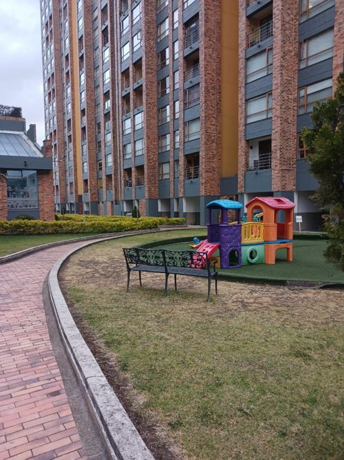 Apartamento en venta en Cedro Bolivar, Bogotá · foto 10 de 11