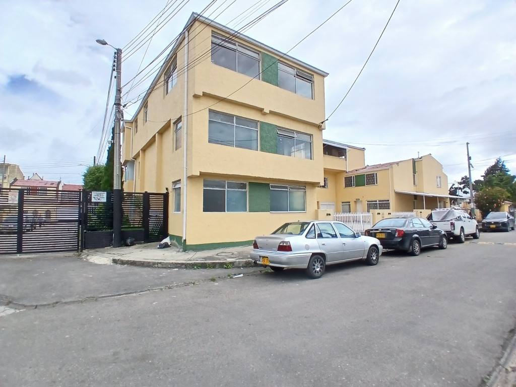 Casa en venta en Villa Mayor, Bogotá · foto 13 de 18