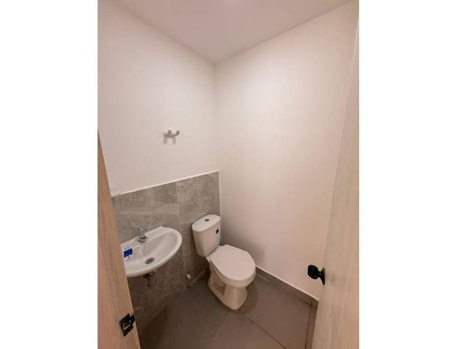 Local en arriendo en Conucos, Bucaramanga, 14 m² · foto 4 de 4