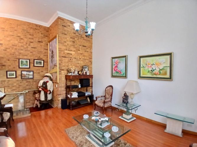 Casa de 4 alcobas en venta en Sotileza, Bogotá, 426 m² · foto 7 de 24