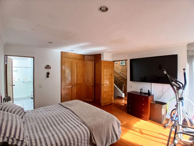 Casa de 4 alcobas en venta en Sotileza, Bogotá, 426 m² · foto 13 de 24