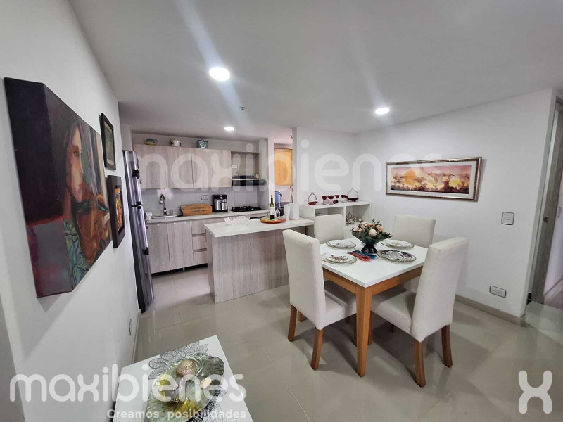 Apartamento en venta en Suramérica, La Estrella · foto 5 de 12