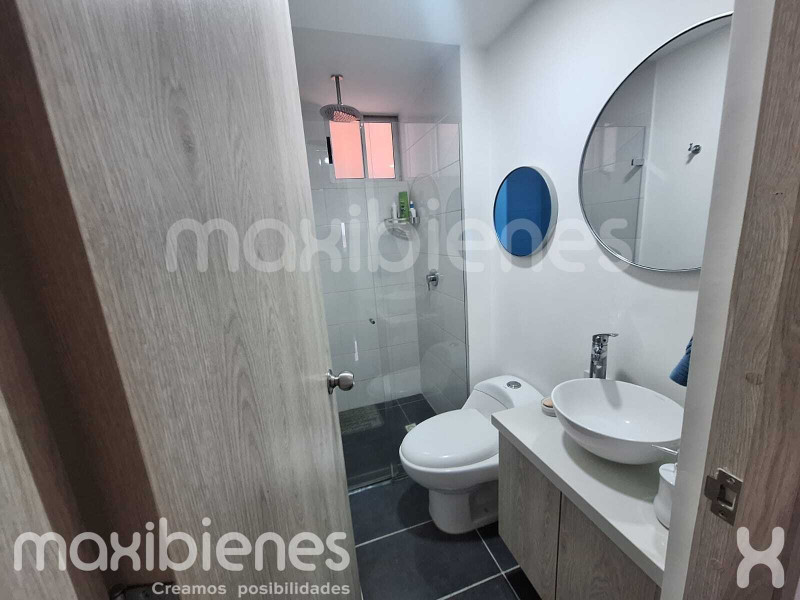 Apartamento en venta en Suramérica, La Estrella · foto 10 de 12