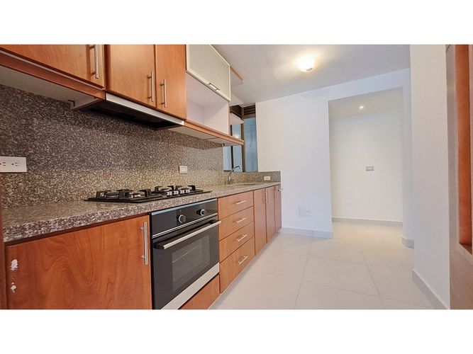 Apartamento en venta en El Plan, Bogotá · foto 8 de 24