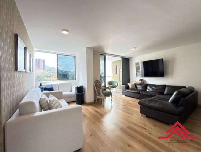 Apartamento de 2 alcobas en venta en La Abadia, Envigado, 84 m² · foto 2 de 19