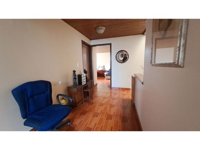 Casa de 4 alcobas en venta en El Batán, Bogotá, 227 m² · foto 24 de 24