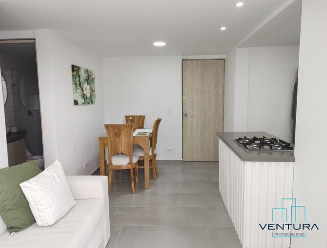 Apartamento de 2 alcobas en venta en San Jose, Sabaneta, 57 m² · foto 2 de 13