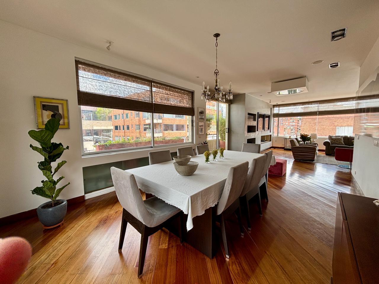 Apartamento en venta en El Chico, Bogotá · foto 4 de 24