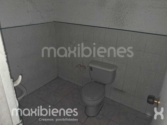 Local en arriendo en Los Colores, Medellín, 50 m² · foto 3 de 6