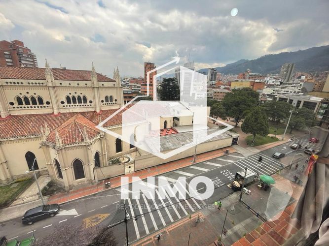 Apartaestudio en venta en Lourdes, Bogotá, 30 m² · foto 9 de 17