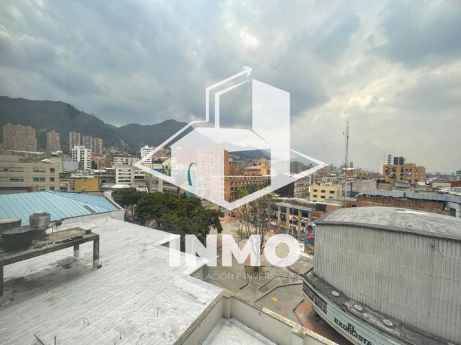 Apartaestudio en venta en Lourdes, Bogotá, 30 m² · foto 12 de 17