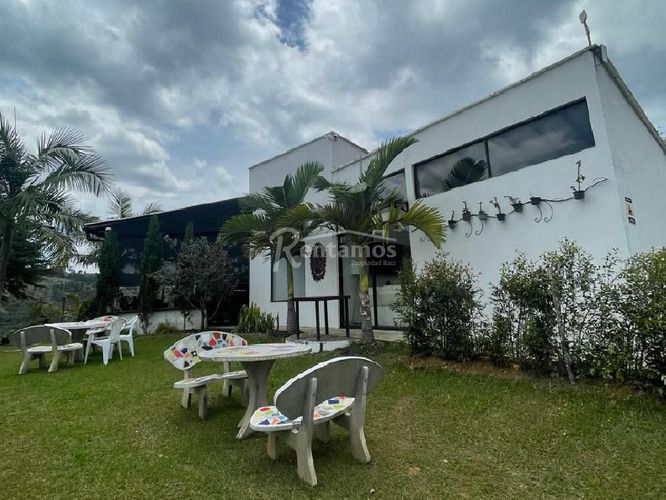 Casa de 3 alcobas en venta en Nazareth, El Retiro, 210 m² · foto 4 de 24