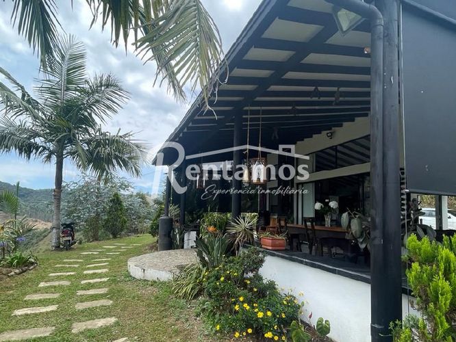 Casa de 3 alcobas en venta en Nazareth, El Retiro, 210 m² · foto 17 de 24