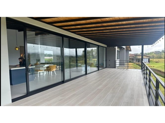 Casa de 3 alcobas en venta en Santa Elena, El Retiro, 392 m² · foto 8 de 20