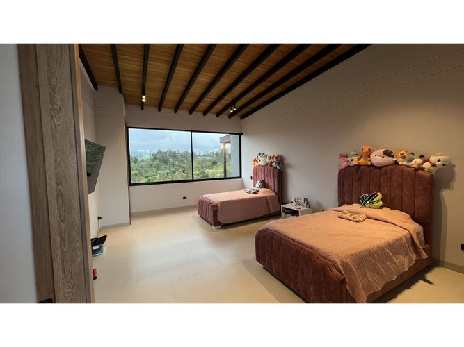 Casa de 3 alcobas en venta en Santa Elena, El Retiro, 392 m² · foto 16 de 20