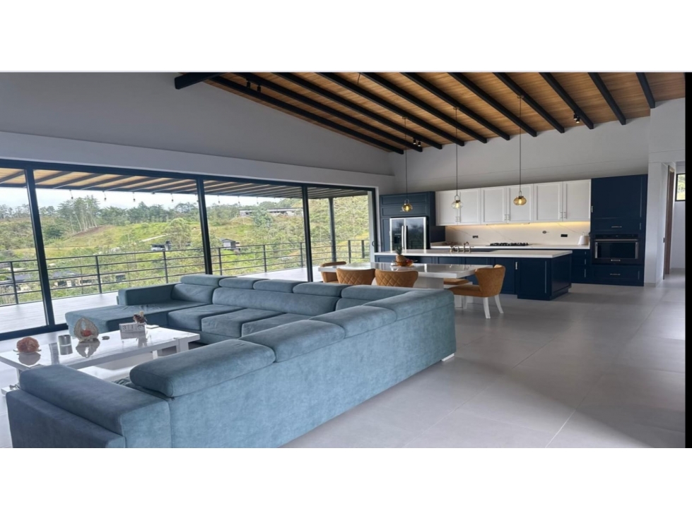 Casa Campestre en Arriendo en El Retiro en Santa Elena