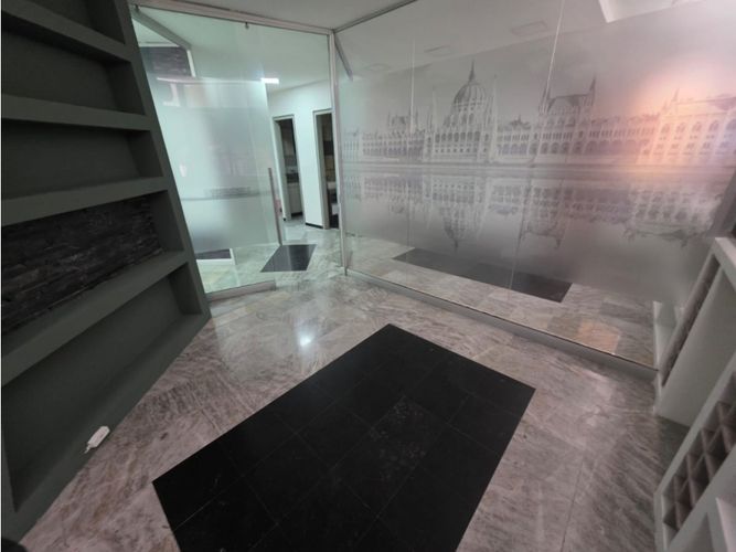 Oficina en arriendo en El Poblado, Medellín, 60 m² · foto 6 de 11