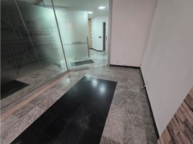 Oficina en arriendo en El Poblado, Medellín, 60 m² · foto 7 de 11