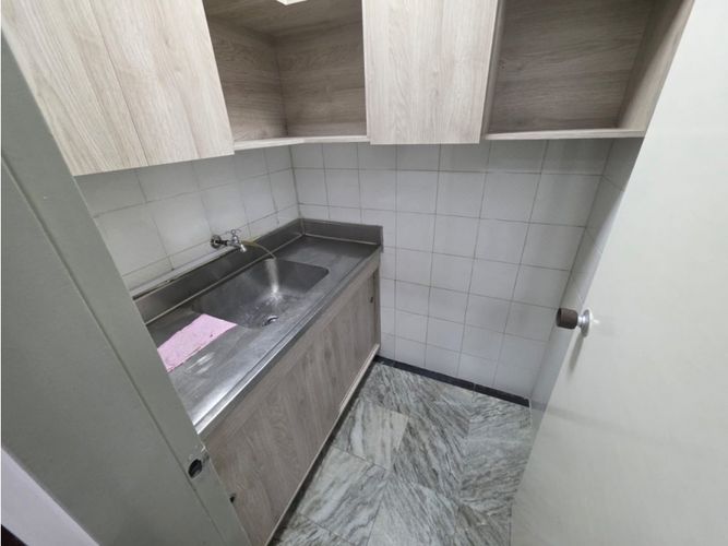 Oficina en arriendo en El Poblado, Medellín, 60 m² · foto 11 de 11