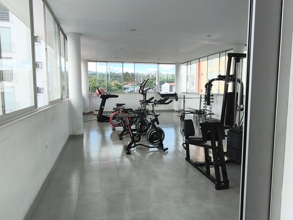 Apartamento en venta en Prados Del Este, Cúcuta · foto 12 de 12