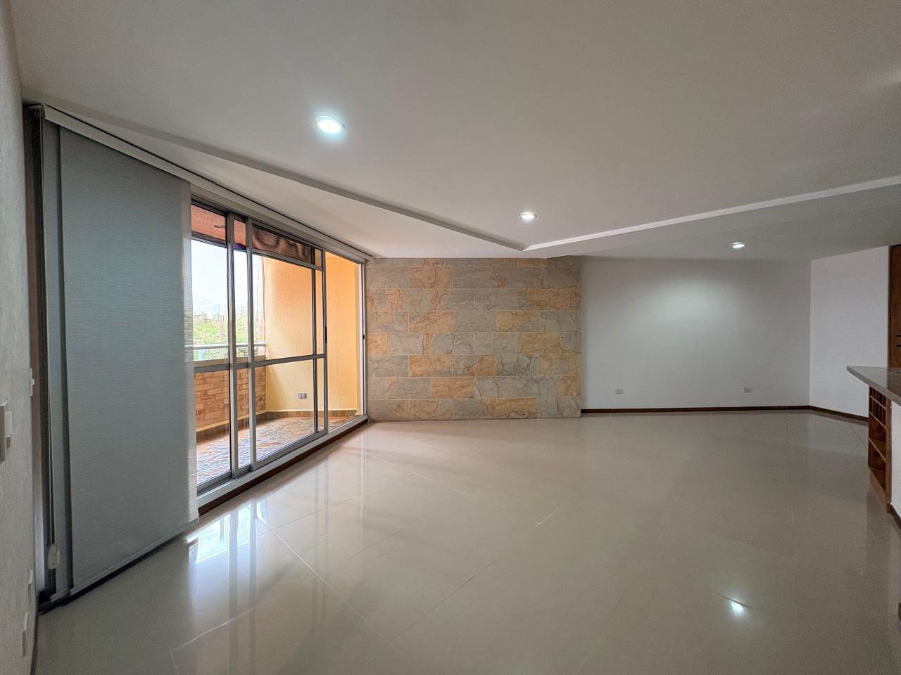 Apartamento en venta en Vegas De La Doctora, Sabaneta · foto 2 de 18