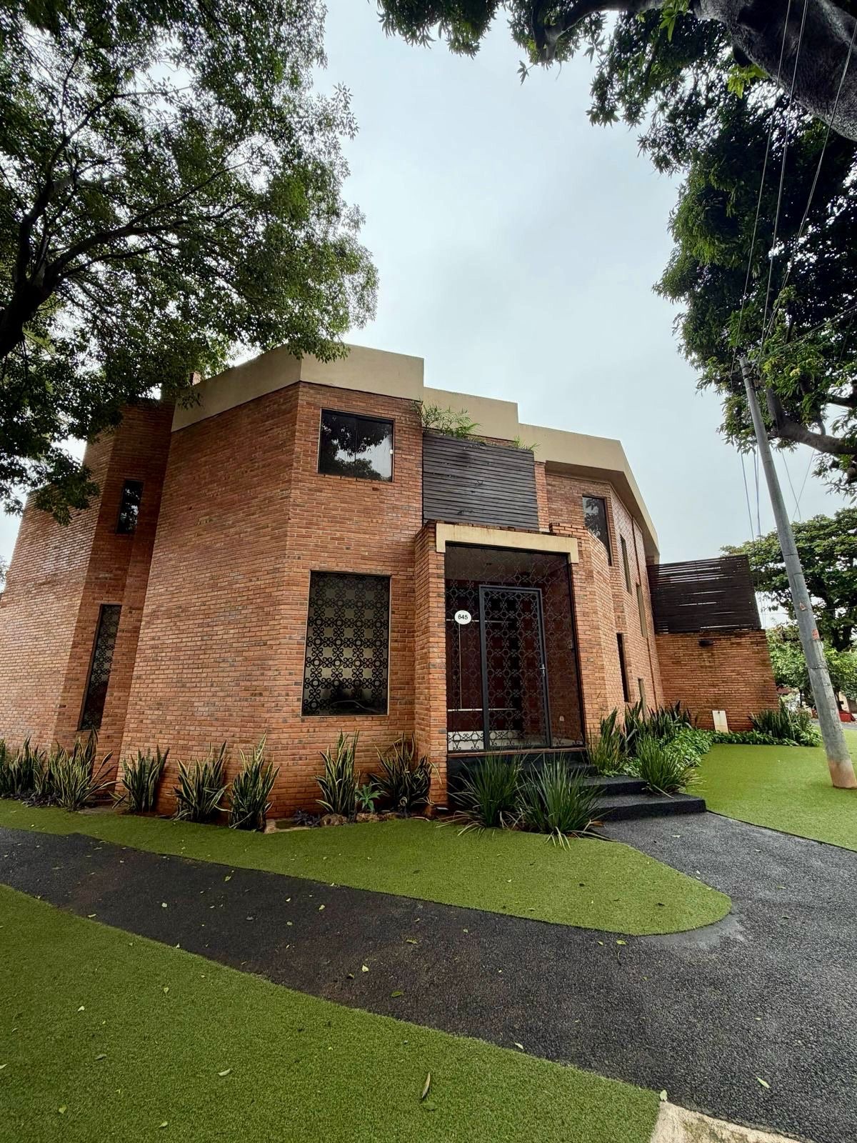 Exclusiva Residencia de Lujo en Villa Aurelia, Asunción: Un Oasis de Elegancia y Confort. — foto 3