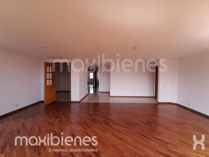 Apartamento de 3 alcobas en arriendo en El Diamante No. 2, Medellín, 180 m² · foto 7 de 24