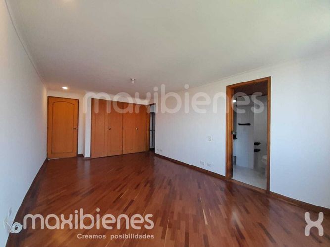 Apartamento de 3 alcobas en arriendo en El Diamante No. 2, Medellín, 180 m² · foto 12 de 24