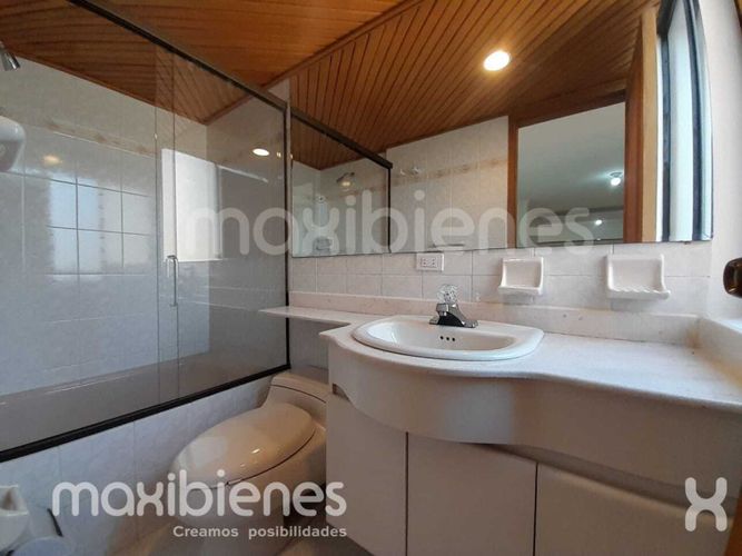 Apartamento de 3 alcobas en arriendo en El Diamante No. 2, Medellín, 180 m² · foto 24 de 24