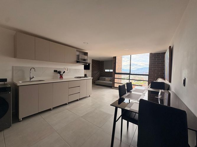 Apartamento de 1 alcoba en arriendo en Entreamigos, Sabaneta, 52 m² · foto 4 de 11