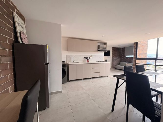Apartamento de 1 alcoba en arriendo en Entreamigos, Sabaneta, 52 m² · foto 6 de 11