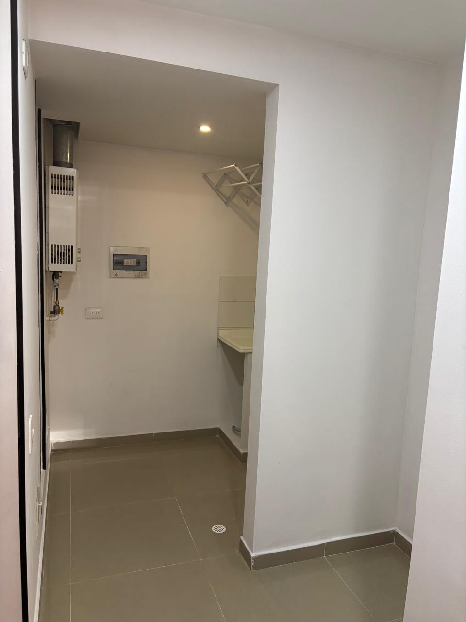 Apartamento en venta en Cantalejo, Bogotá · foto 8 de 15