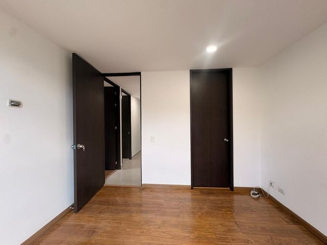 Apartamento de 3 alcobas en venta en Vegas De La Doctora, Sabaneta, 72 m² · foto 13 de 19