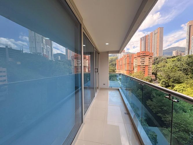 Apartamento de 3 alcobas en venta en Vegas De La Doctora, Sabaneta, 72 m² · foto 18 de 19